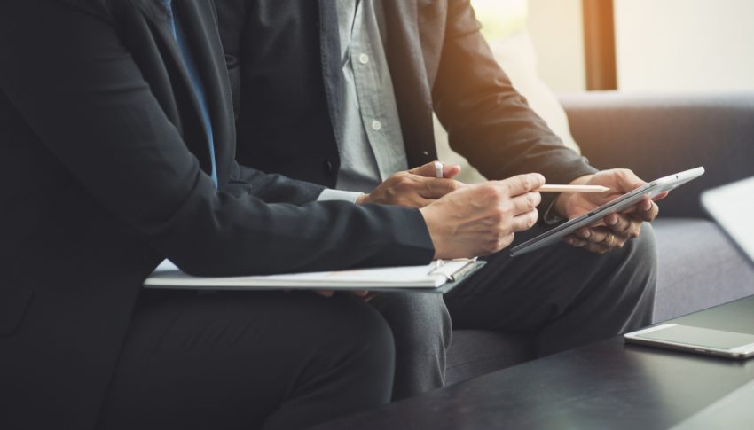 不只提供工具，更陪你完成轉型  華苓顧問式補助計畫輔導服務